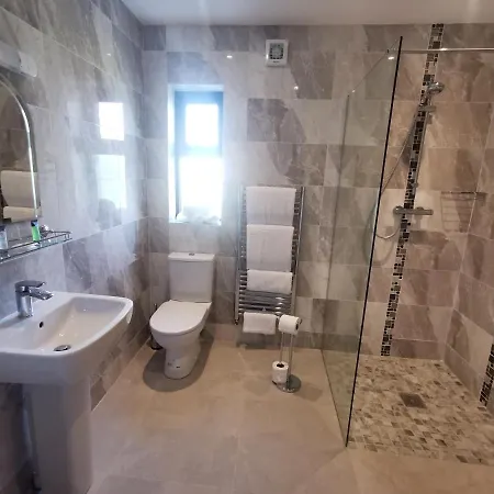 Πανσιόν Hillview House Lusk