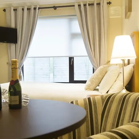 Hillview House 3* Lusk