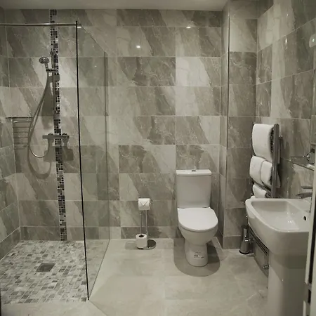 Hillview House Guest house 3*