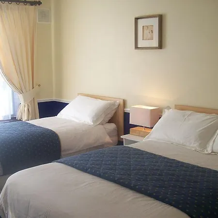 Hillview House Guest house 3*