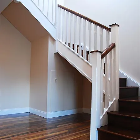 Hillview House Guest house 3*